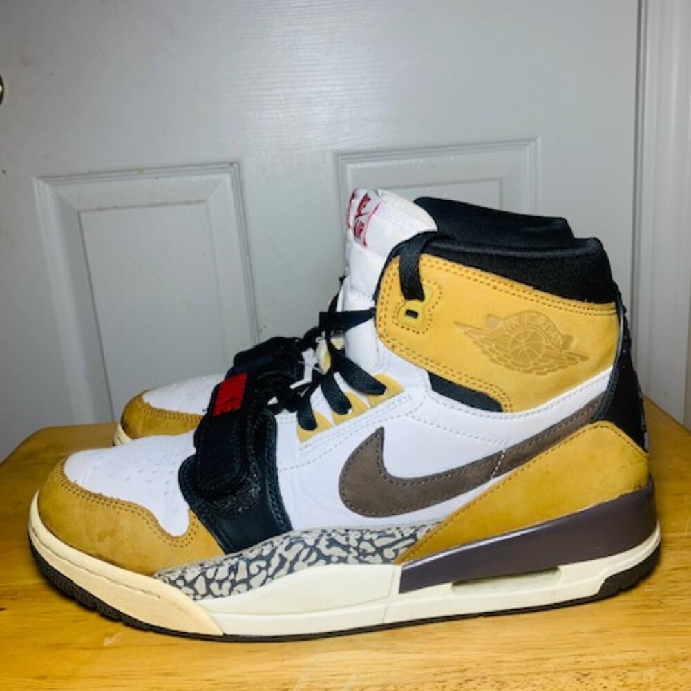 Preowned : Jordan Legacy 312 "Rookie of the Year" - Size 10.5
